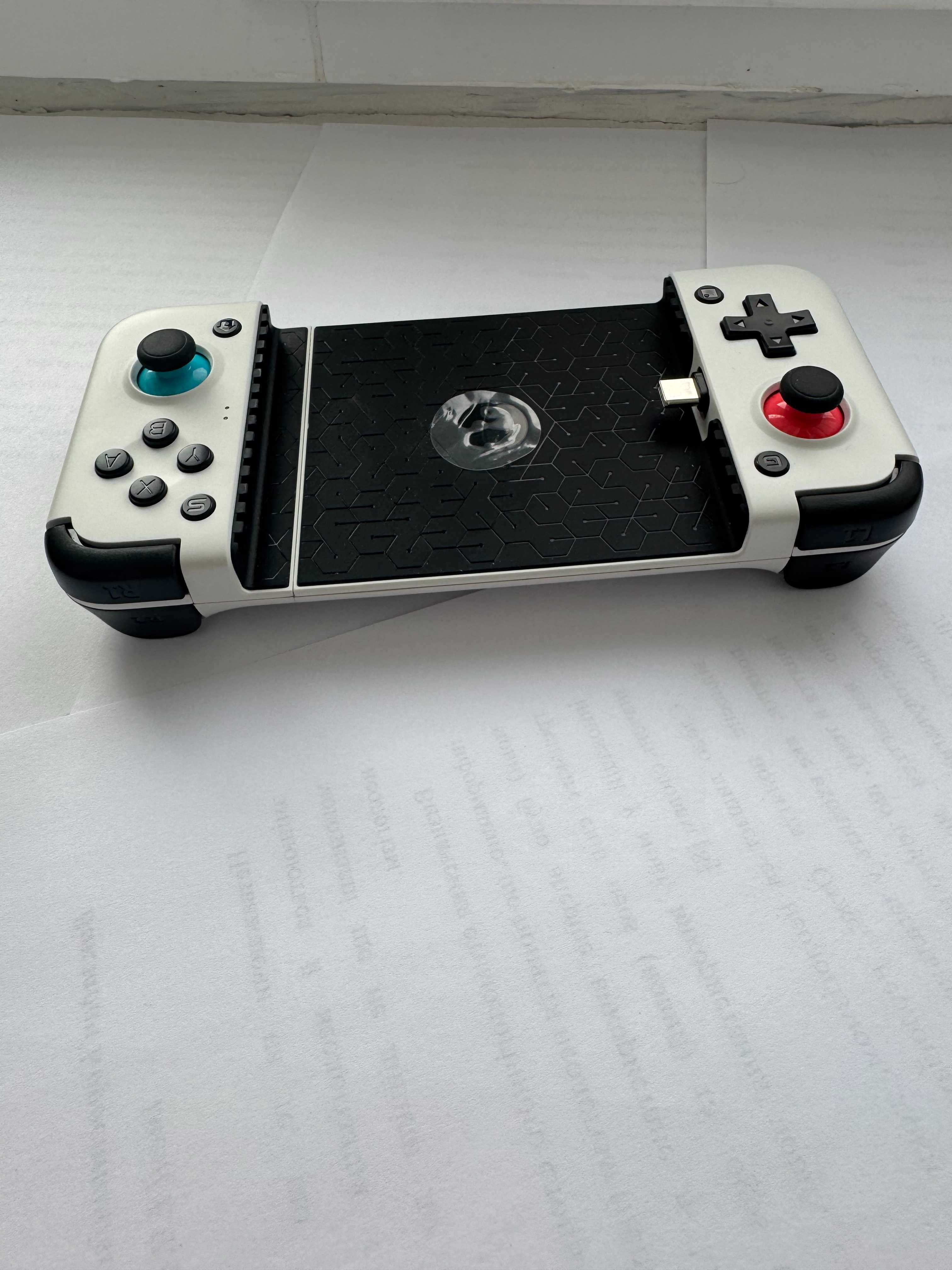 Продам геймпад (джойстик) для телефона Gamesir - X2 TYPE-C разъемом.