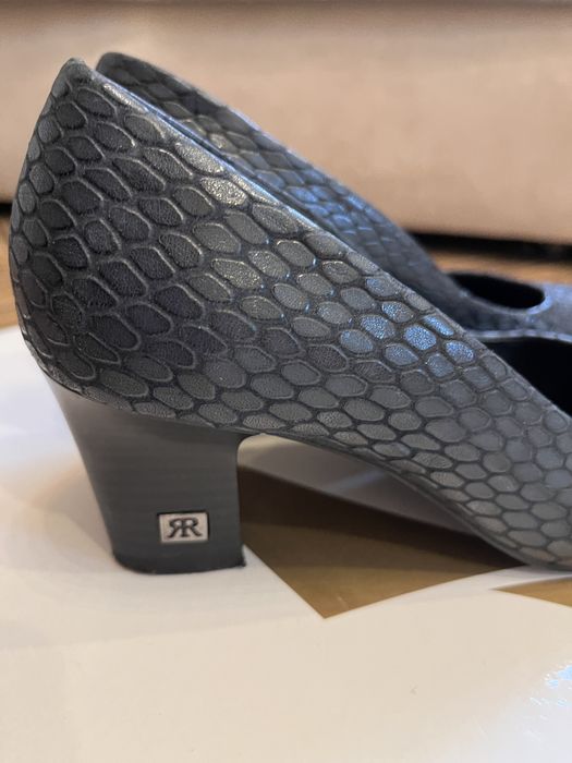 Шкіряні туфлі сині 36 р.