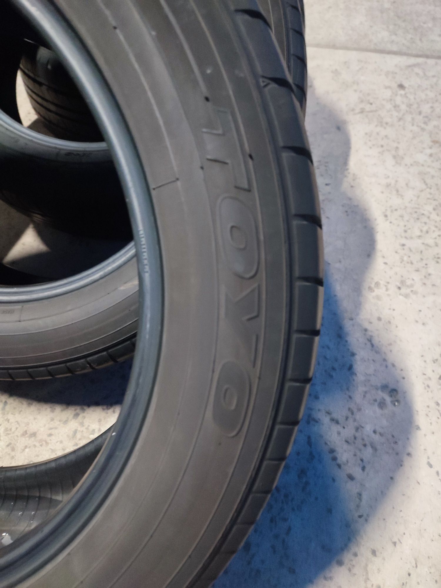 Шини 225/55 R18 Toyo R37