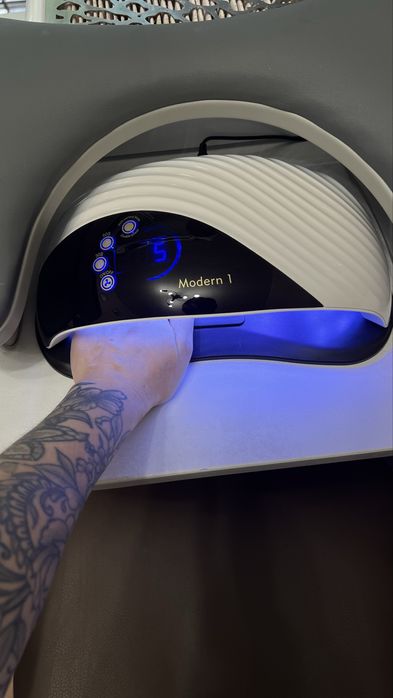 Подлокотник лля маникюра, лампа sun4, SUN Q005, фрейзер, лампа-лупа