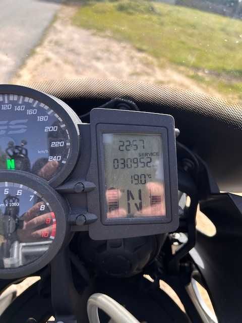 Bmw F700GS (motor 800cm3) de 2012