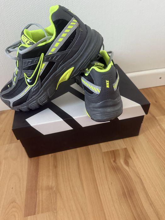 Продаю кросівки nike 38 розмір