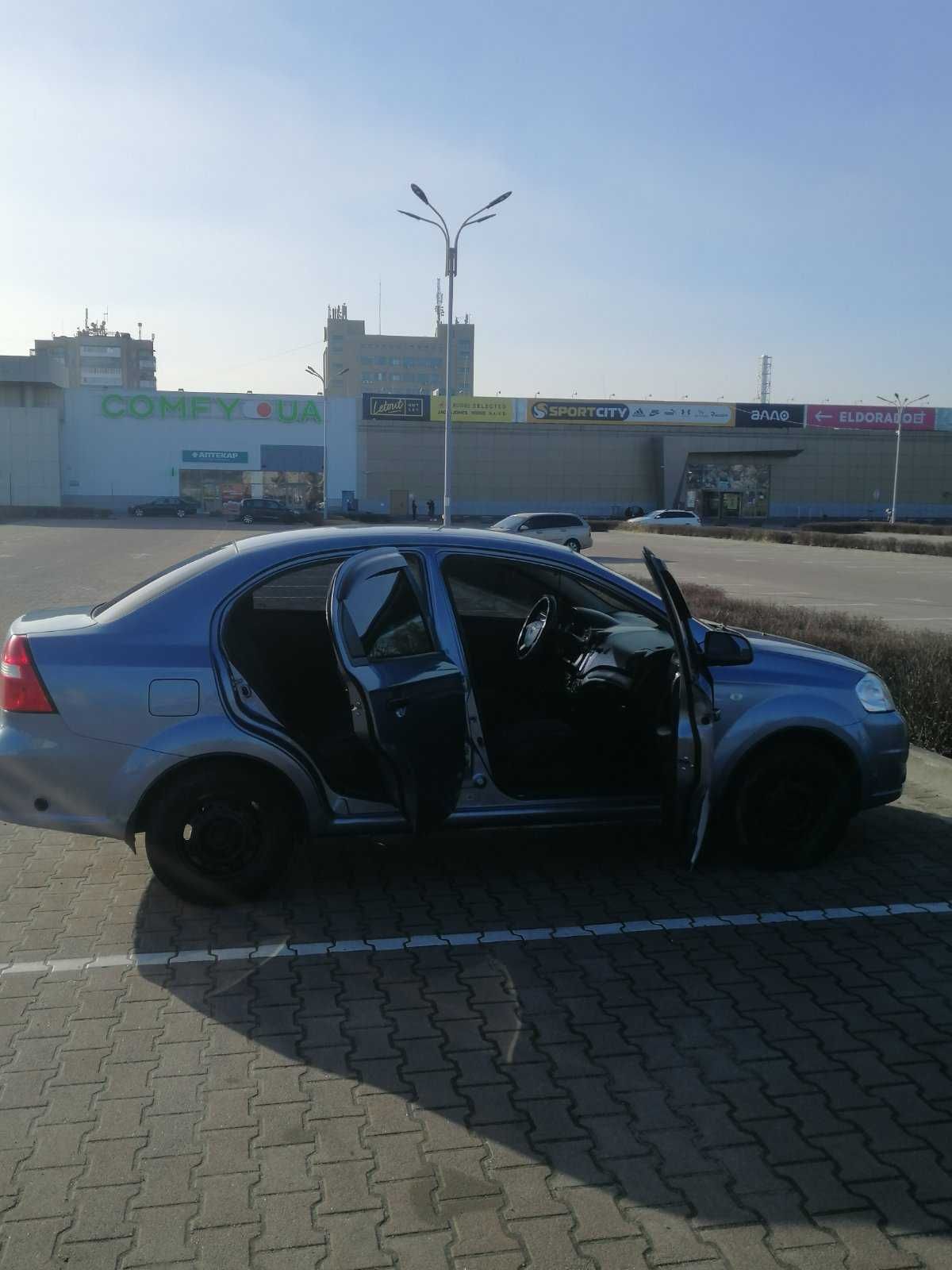 Продам автомобіль Chevrolet Aveo