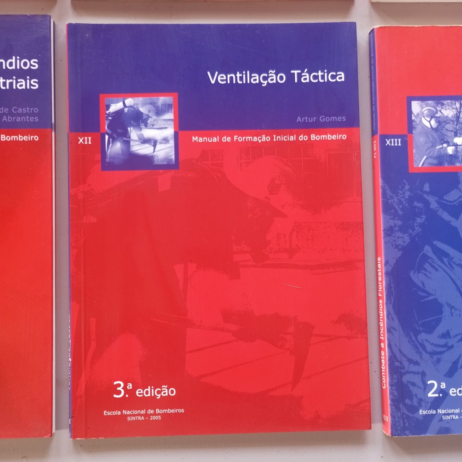 Vendo livros da escola nacional de bombeiros