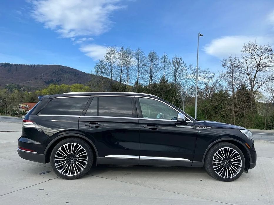 Lincoln Aviator 4x4 niski przebieg 2021 rok