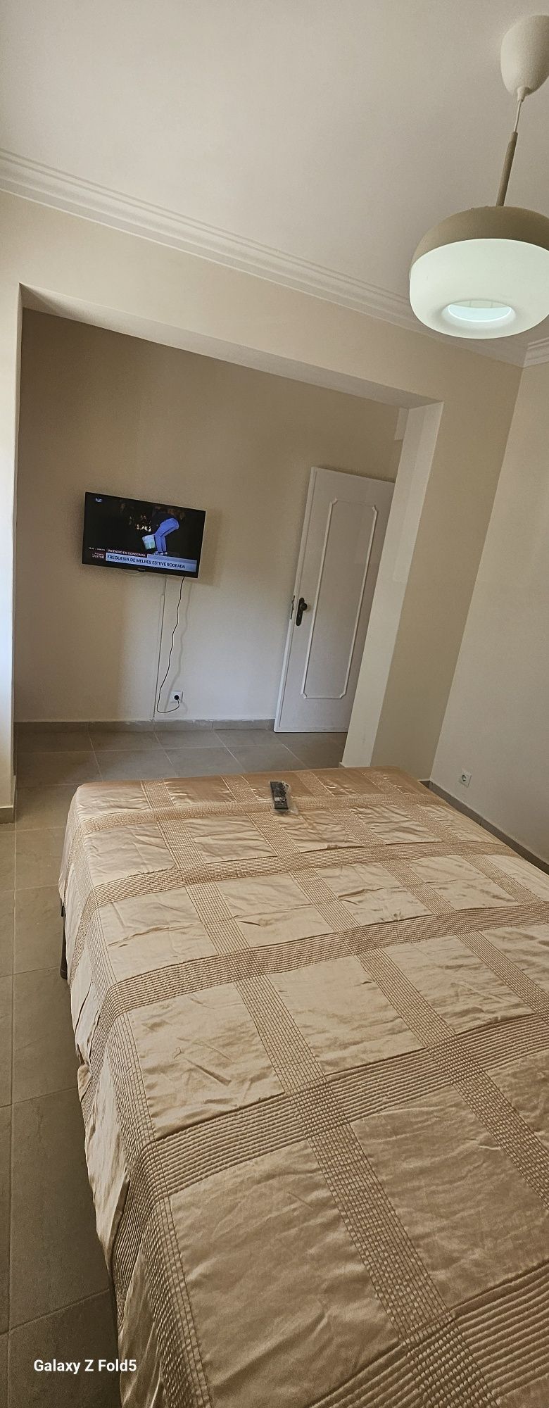 Arrendo 1 quarto