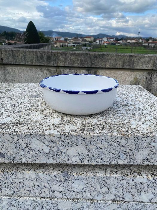 Saladeira branca