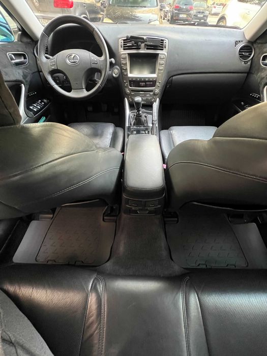Lexus IS220D Luxury 2006