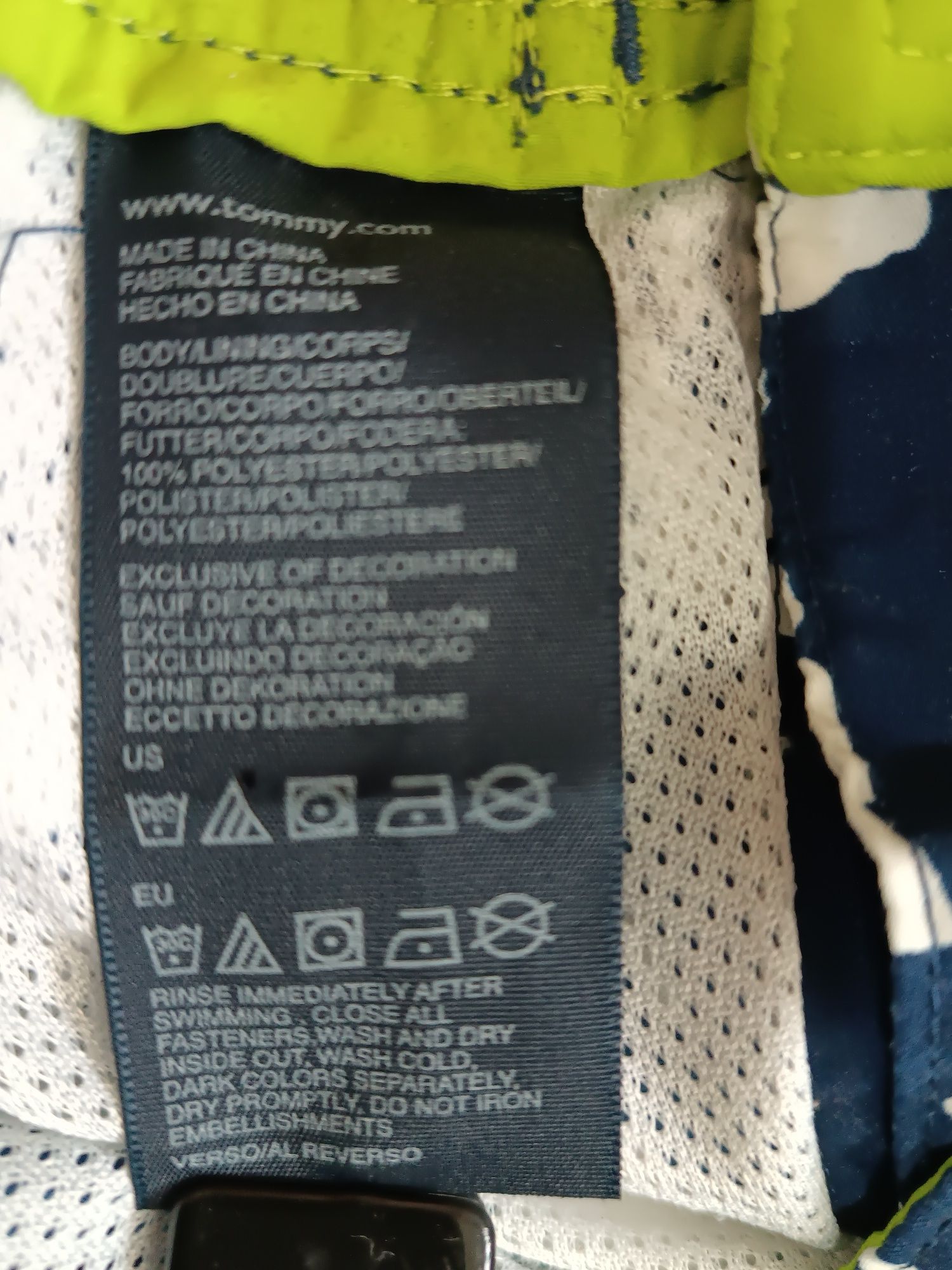 Tommy Hilfiger spodenki kąpielowe roz 14 lat