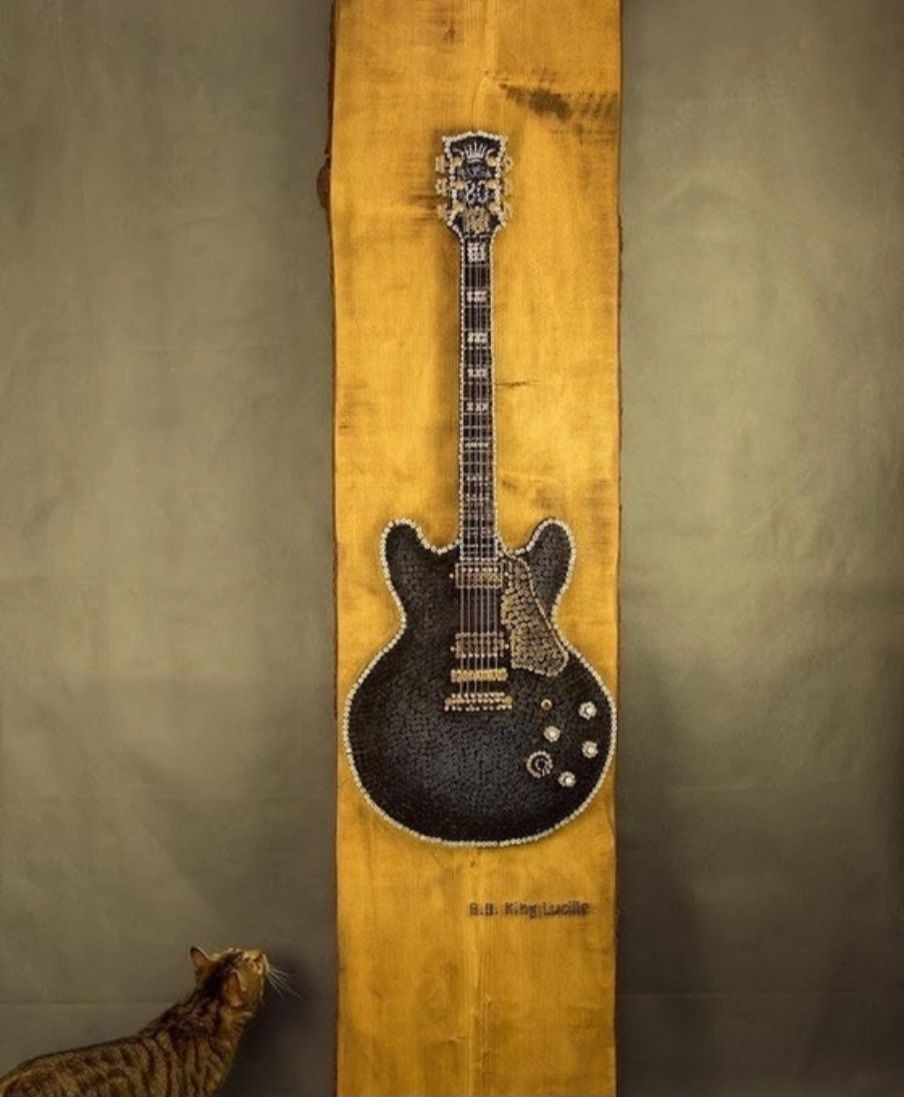 Escultura B.B. Kings Guitar Lucille Sculpture