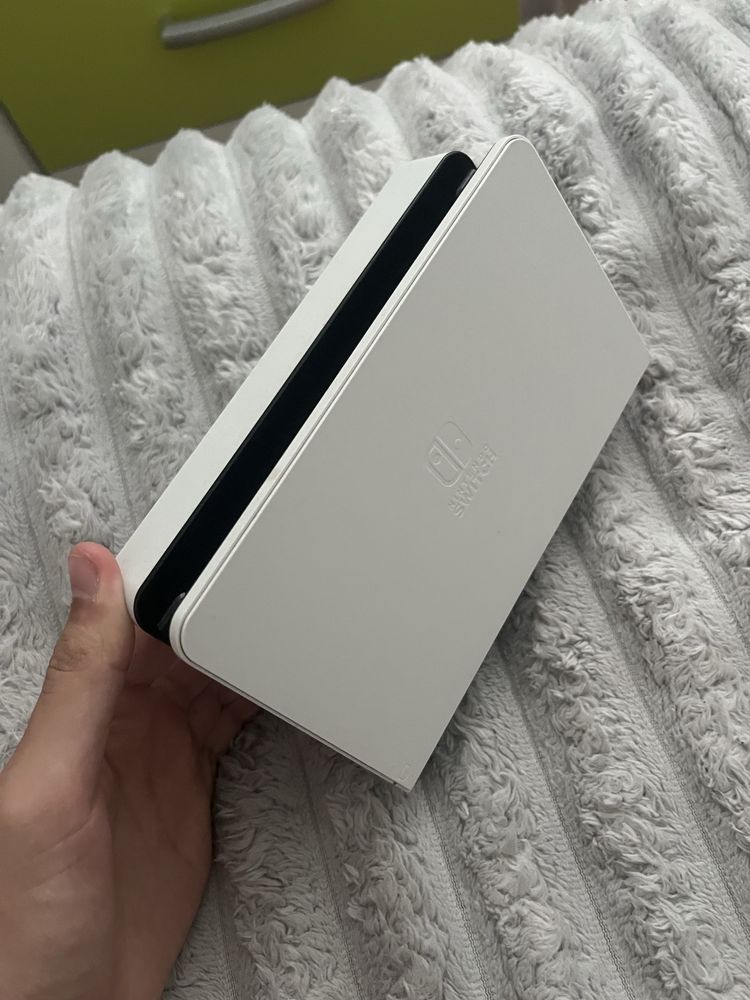Nintendo switch oled + бонуси