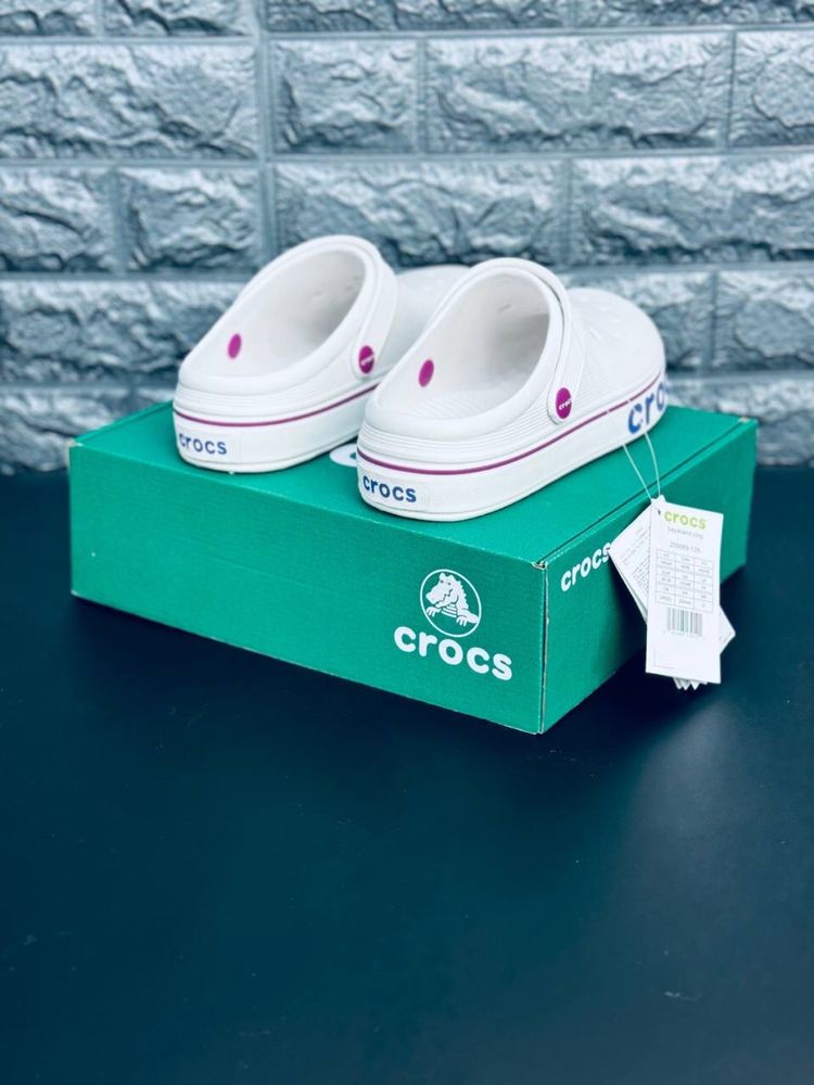 Шлепанцы Crocs женские Пляжные шлепки сланцы кроксы Топ продаж!