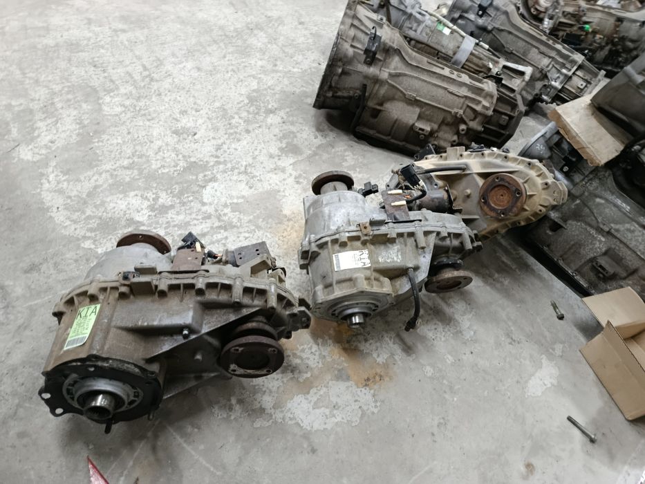 Роздатка раздатка Kia Sorento 2.5 CRDi 47300-4С110 47300-3С200
