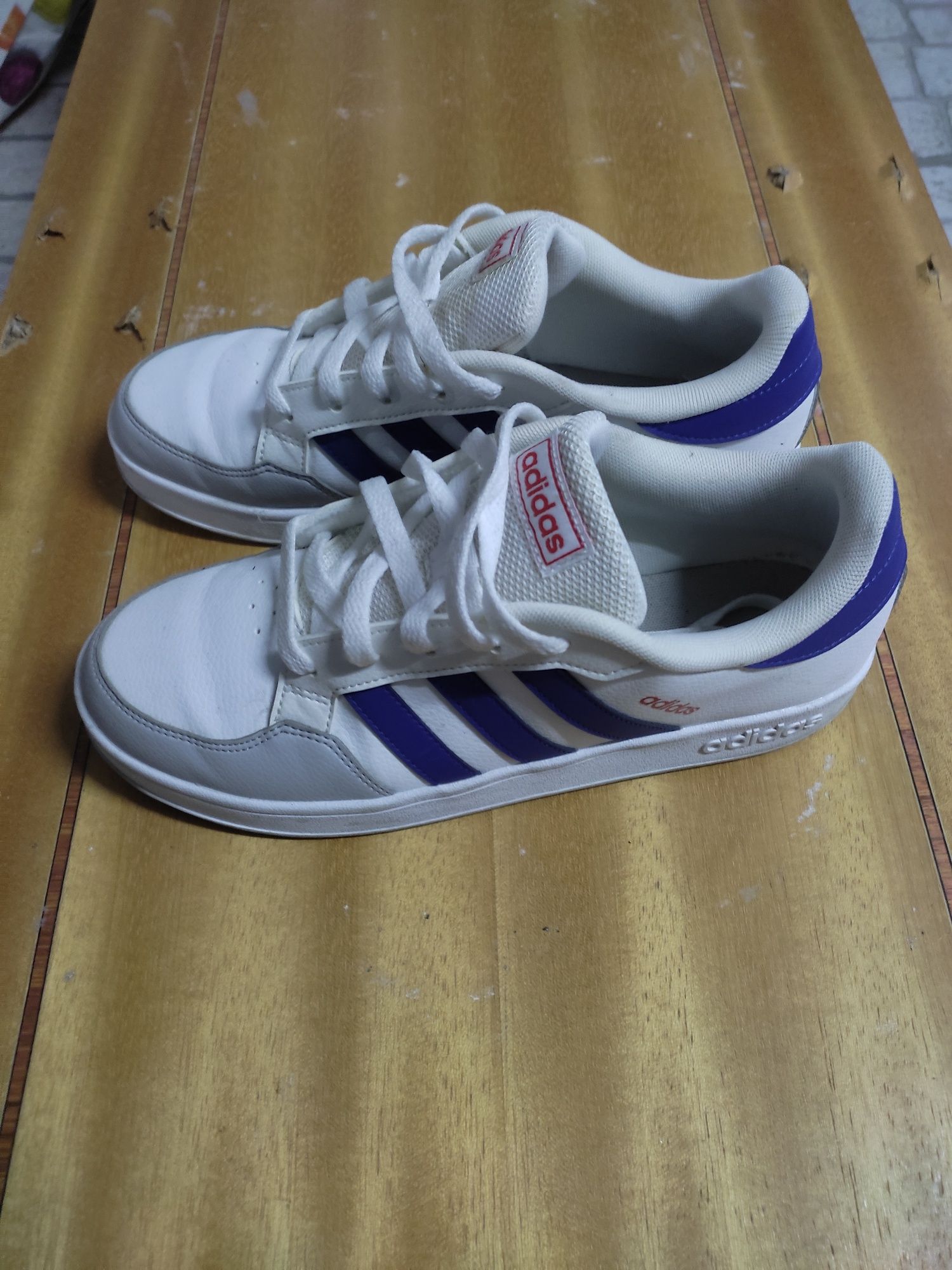 Tênis Adidas 39¹/³