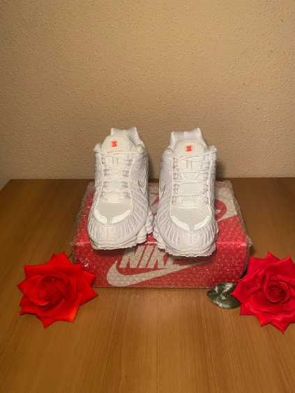 Buty meskie Mokasyny Nike_Shox_TL_White R.39