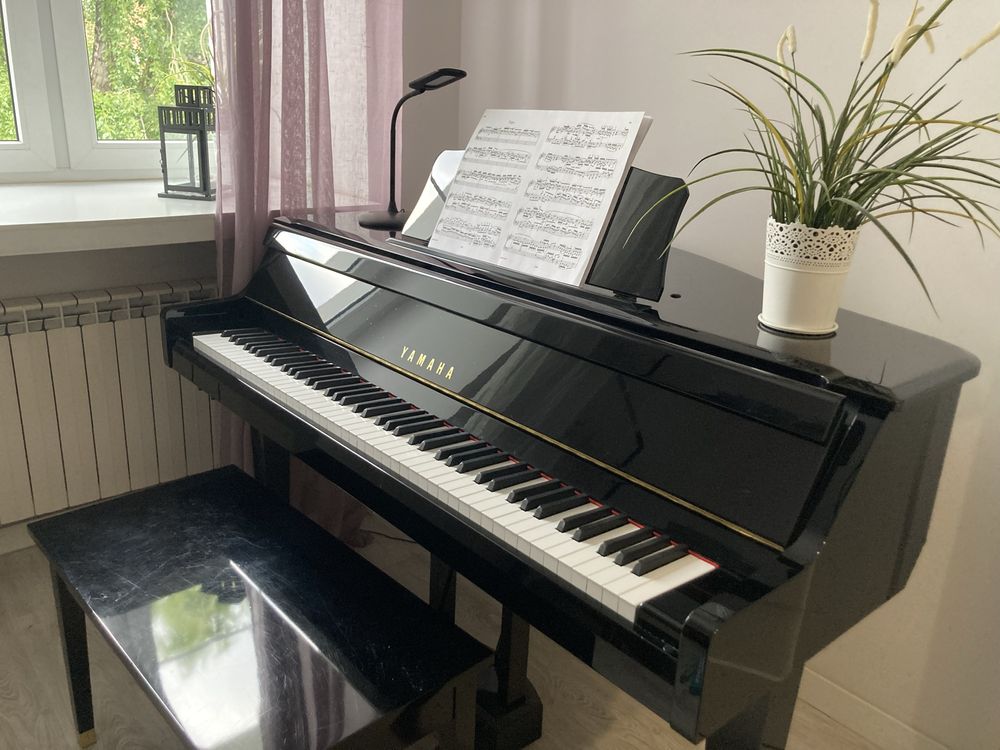 Yamaha GranTouch GT1 pianino fortepian elektronczny hybrydowy