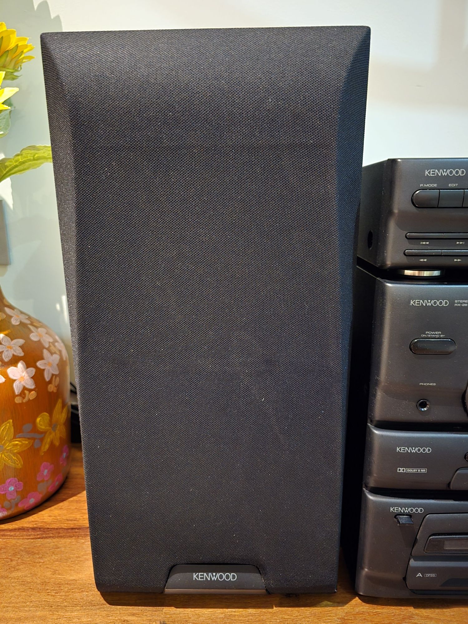 Aparelhagem de Música Kenwood.