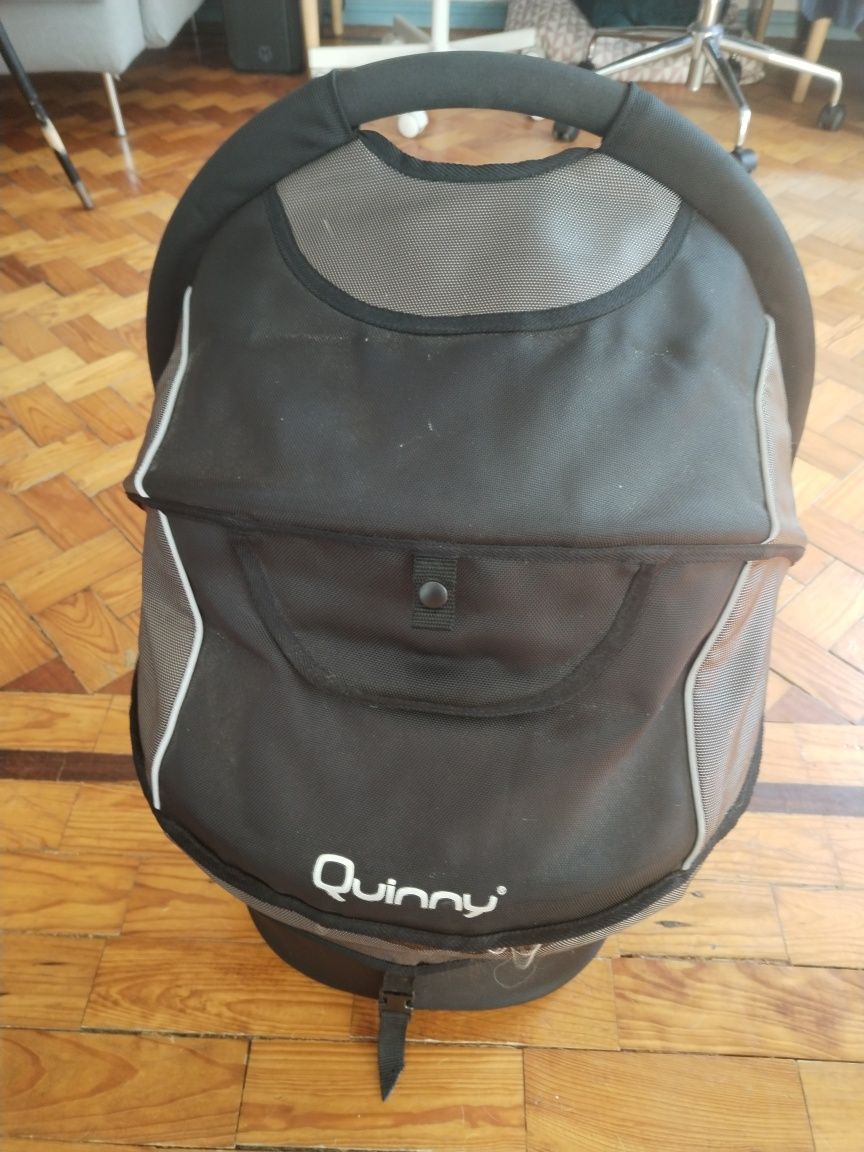 Alcofa de passeio Quinny