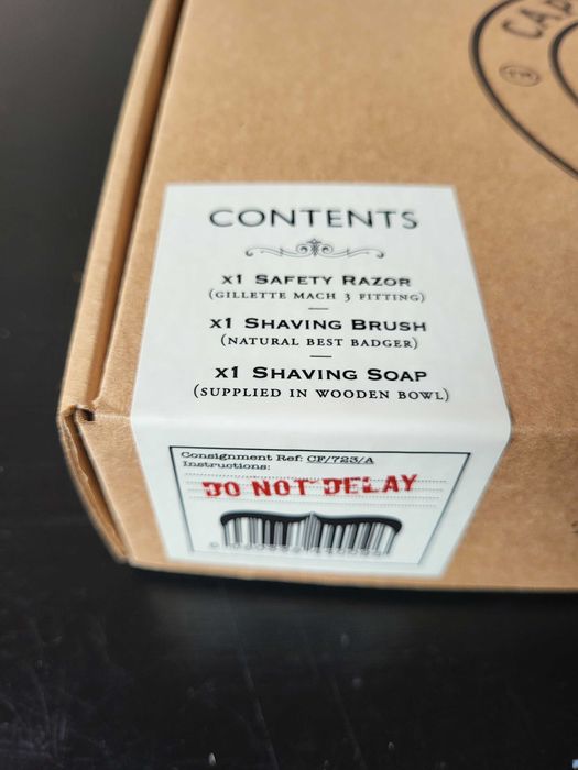 Captain Fawcett - zestaw do golenia Shave Brush, Razor & Shaving Soap