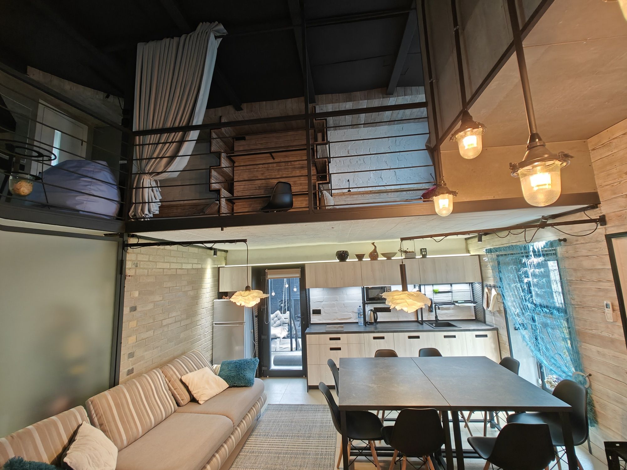 Loft-апартаменти в короткострокову оренду — стиль, простір, комфорт