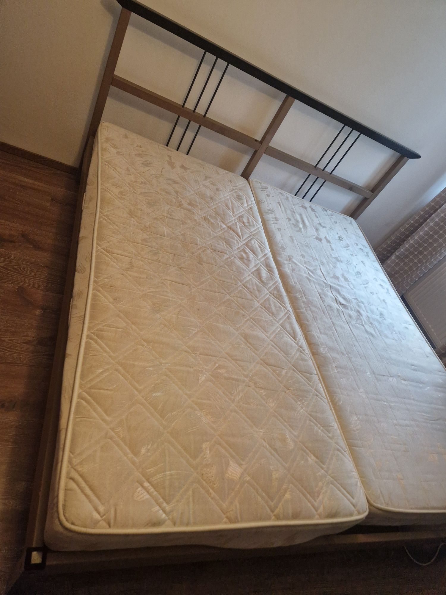 Łóżko sypialniane Ikea + materace 180x 200