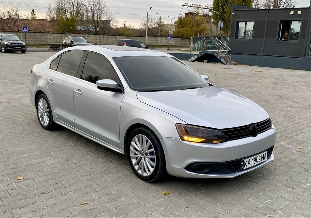 Volkswagen Jetta VI 2011 SEL