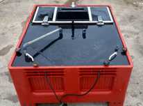 Tanque/viveiro GEOBOX para peixe/crustáceos com bombas elétricas porta
