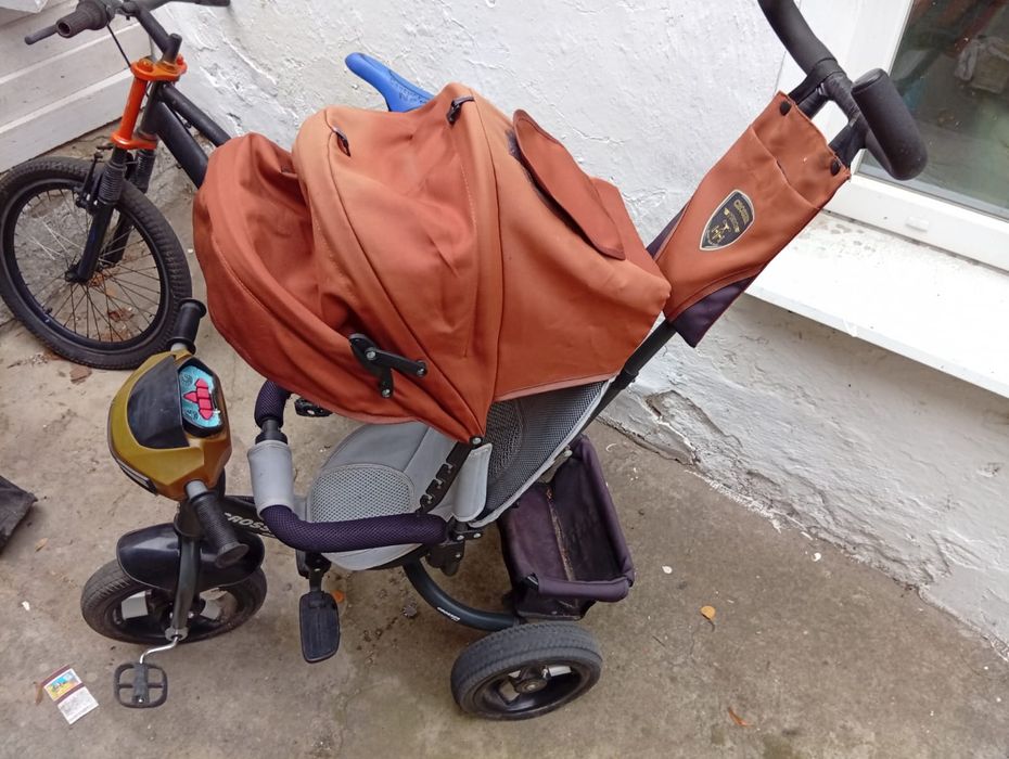 Продам дитячий велосипед з батьківською ручкою