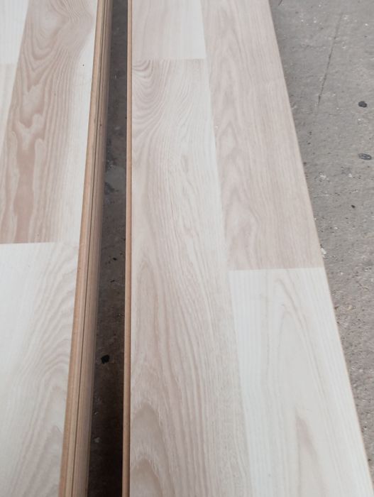 Sprzedam panele podłogowe