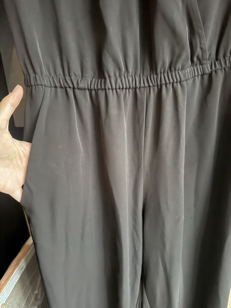 Długi zwiewny kombinezon H&M czerny damski 38 M