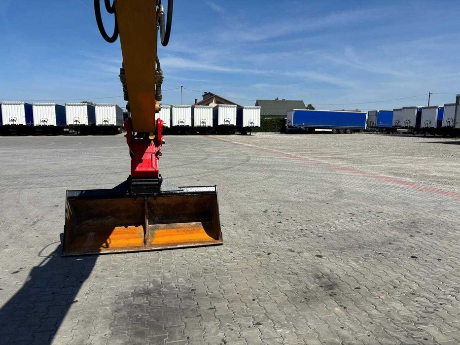 Wypożyczalnia, wynajmę- Koparka kołowa obrotowa CAT M318D