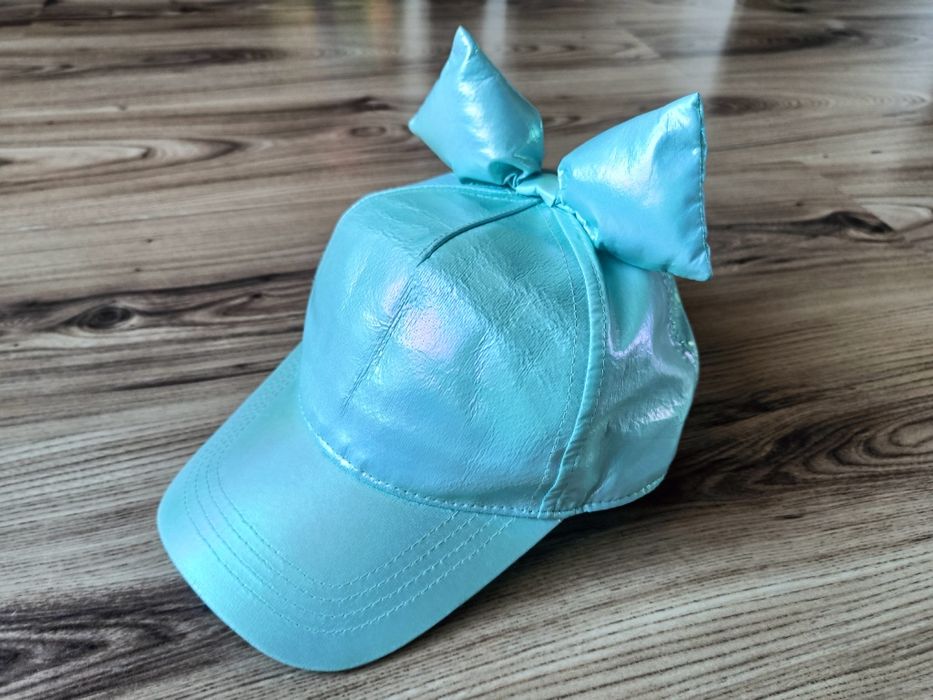 Czapka z daszkiem błyszczaca kokardą h&m r.53-54