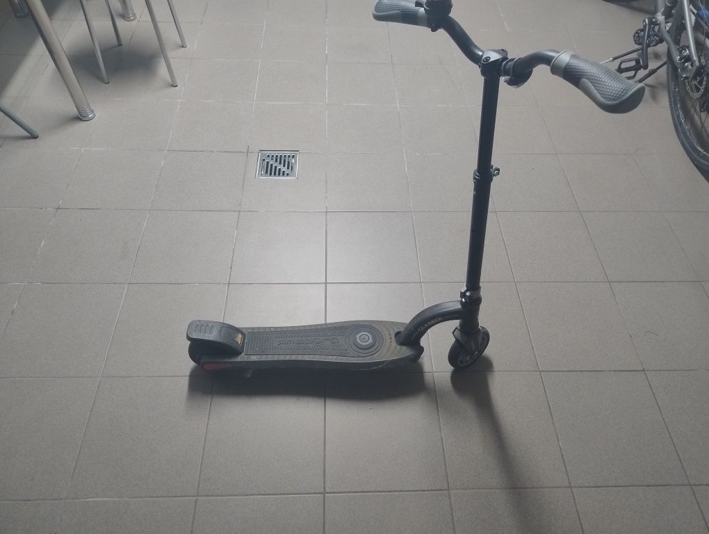 Hulajnoga elektryczna