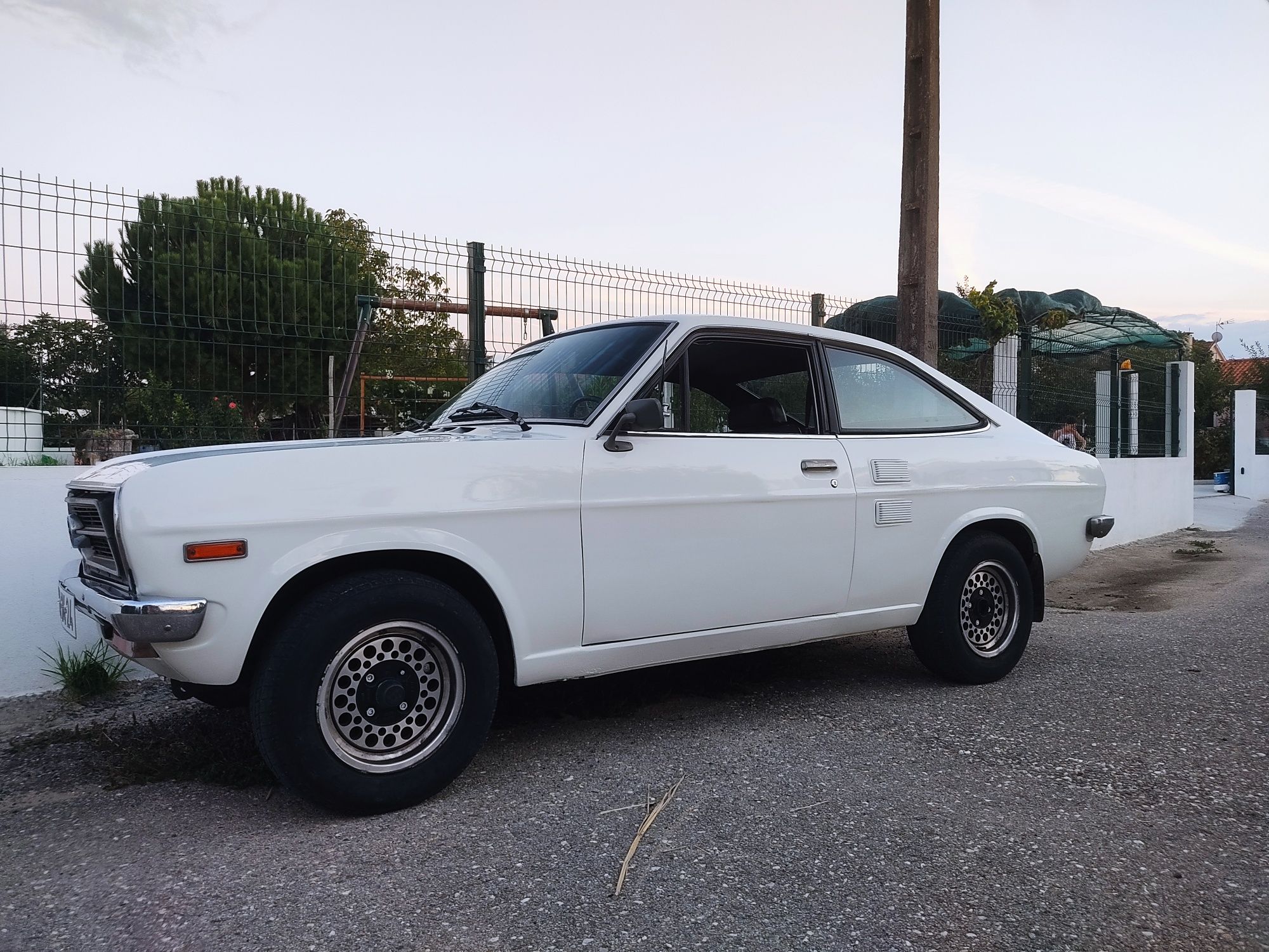 Datsun 1200 coupe