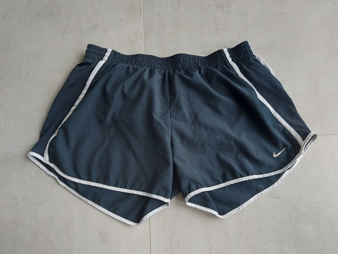 Spodenki Nike dri-fit sportowe