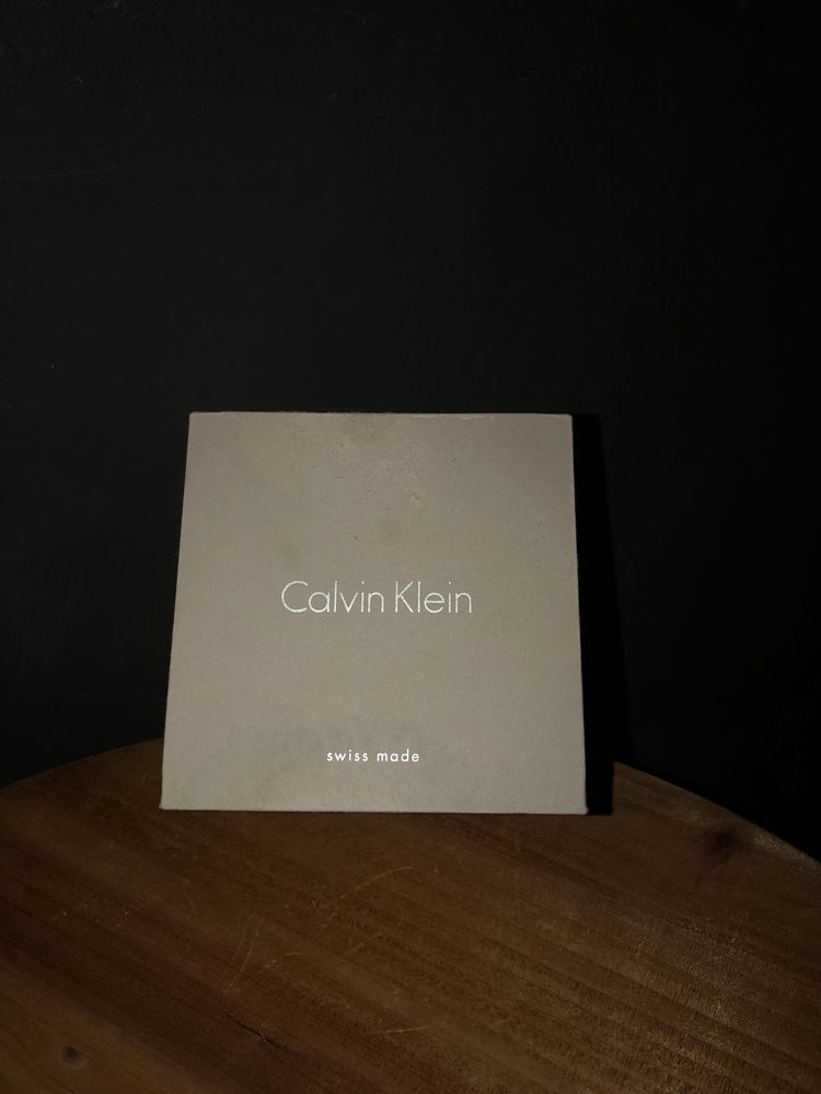 Relógio Digital Calvin Klein COMO NOVO