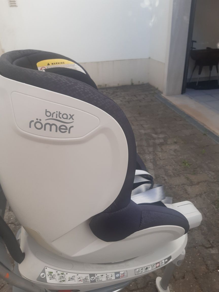 Cadeira Dual Fix Britax Romer 360º 0-18kg