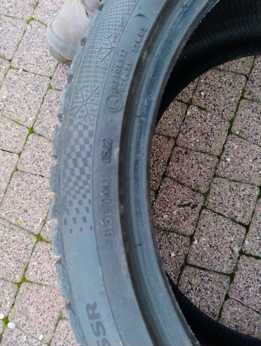 Opony zimowe runflat Continental 20 cali 2x275/35 2x245/40