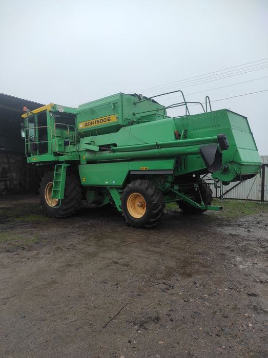 Комбайн Дон 1500Б