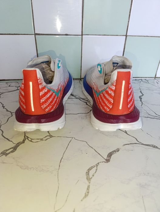 Hoka mach 5 p.44,5 X ultra, carbon, Clifton,