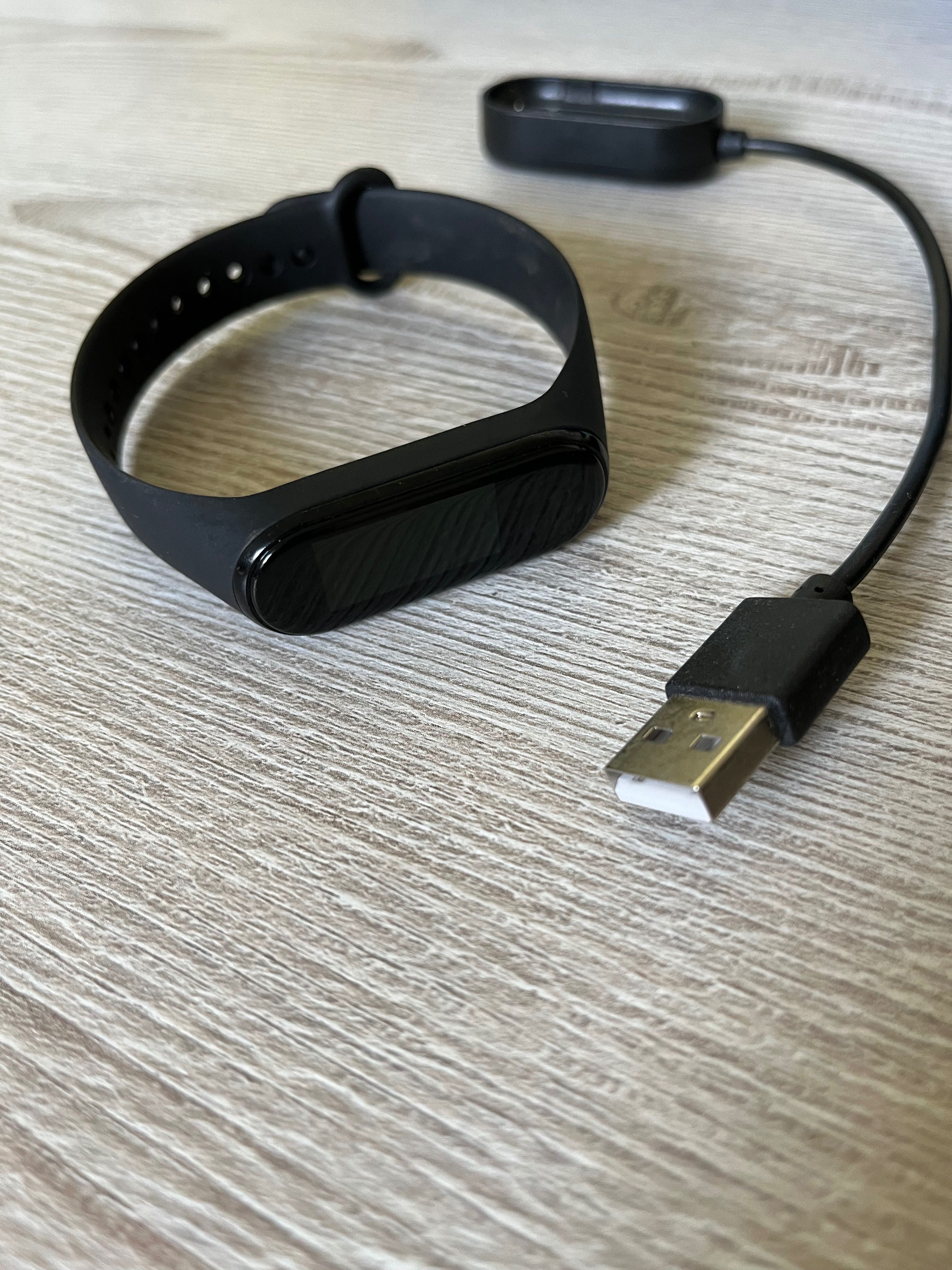Xiaomi Mi Smart Band 4 opaska zegarek elektroniczny czarny sportowy