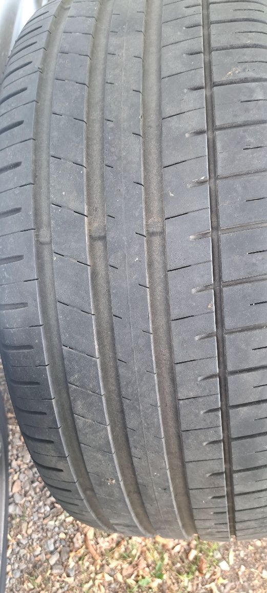 Kola letnie Audi 245 /45 /18