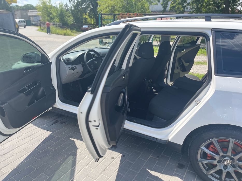 Passat b6 не фарбований без рижиків
