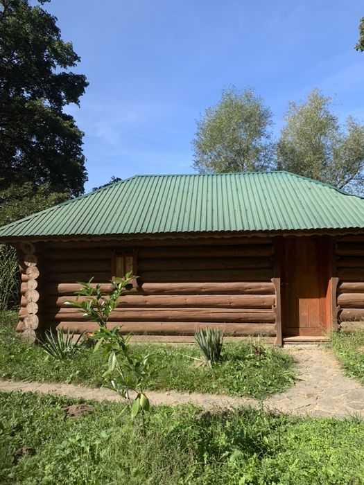 Здаємо в оренду колибу  біля річки ур Тарзанка ( Оріховиця)