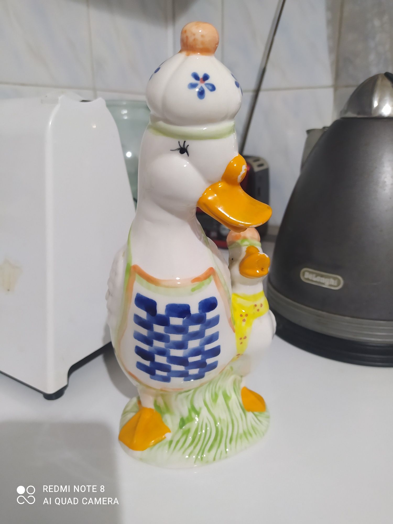 Лотки эмалированные, салфетница фарфоровая, сольничка,пер