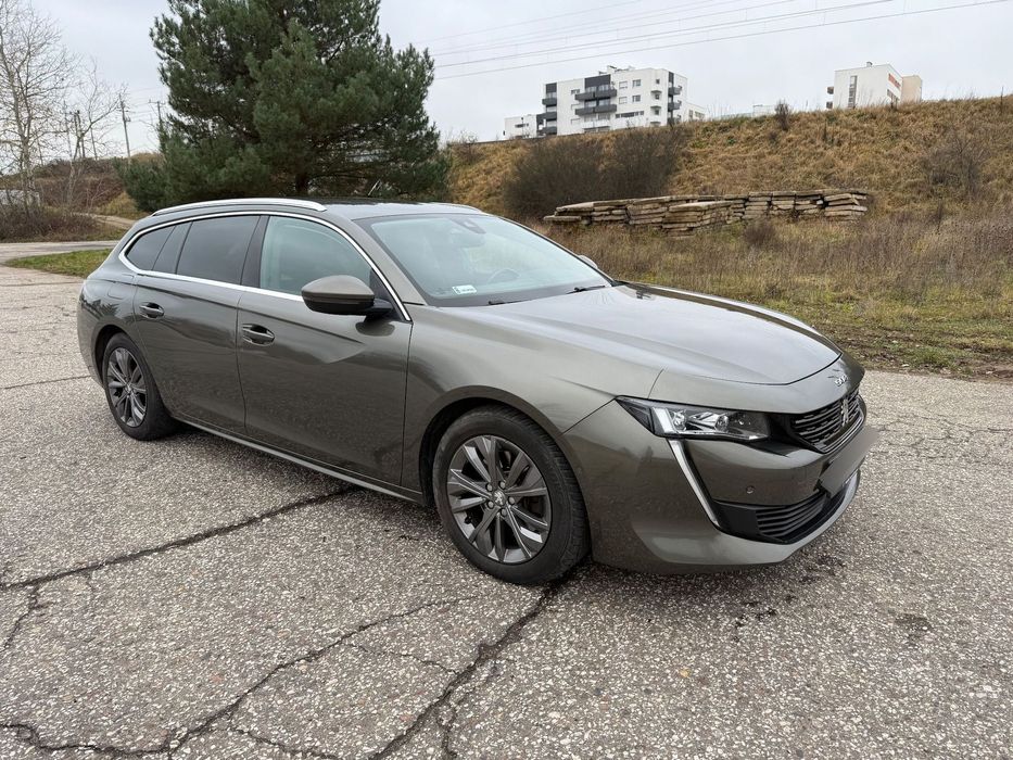 Peugeot 508 Peugeot 508 SW w bogatej wersji Allure+ z silnikiem 2.0 BlueHDi 160 KM