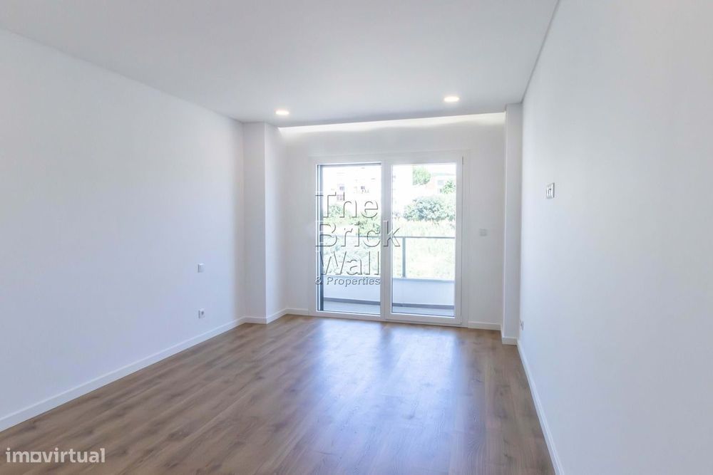 Apartamento com uma excelente vista e parq. para 1 carro no Bom Sucess