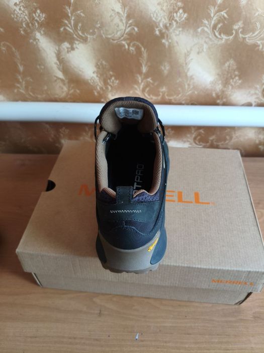 Продам 100% оригинальные кросовки Merrell,