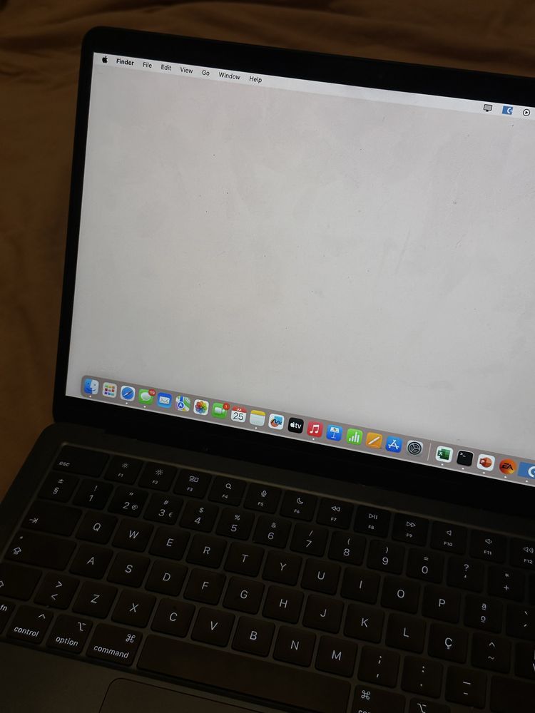 Macbook Air M2 Cinzento