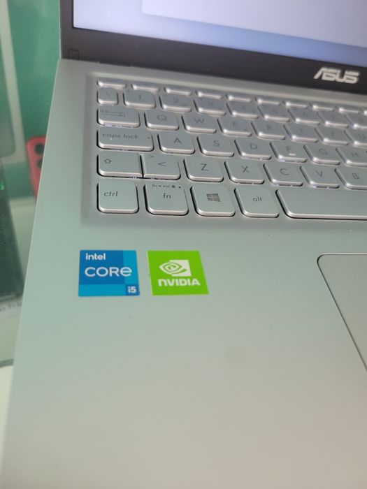 ASUS f515. Core i5 11° Geração